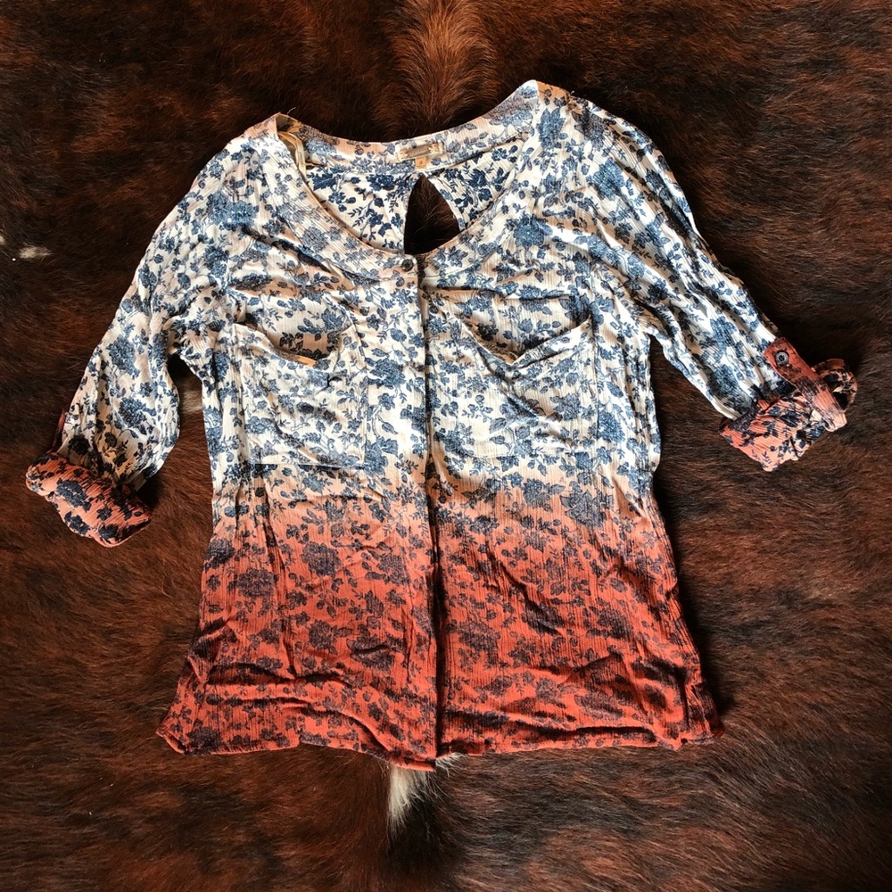 Ombré buckle shirt